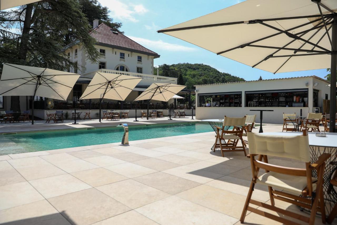 Sequoias Golf & Ressort Hotel Ruy-Montceau Екстериор снимка